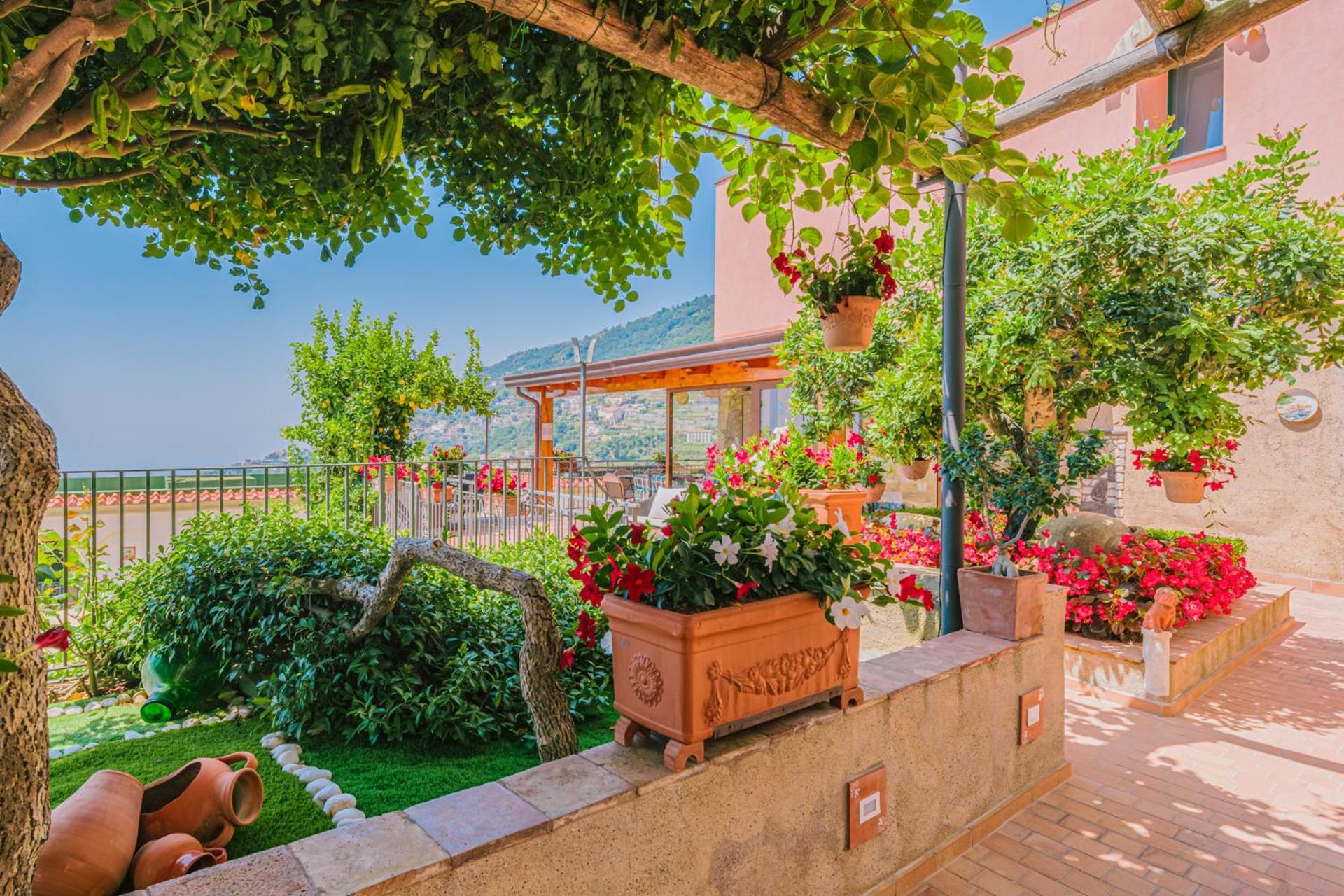 رافيلّو B&B Il Cortile المظهر الخارجي الصورة