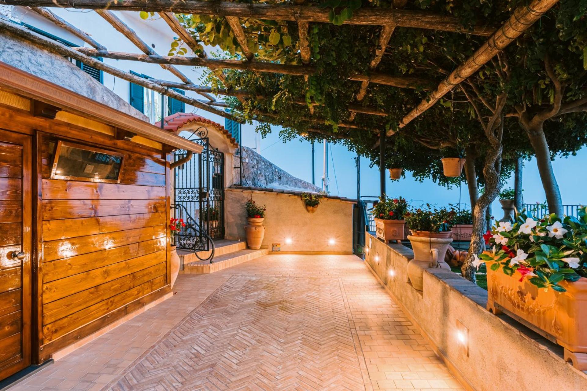 رافيلّو B&B Il Cortile المظهر الخارجي الصورة